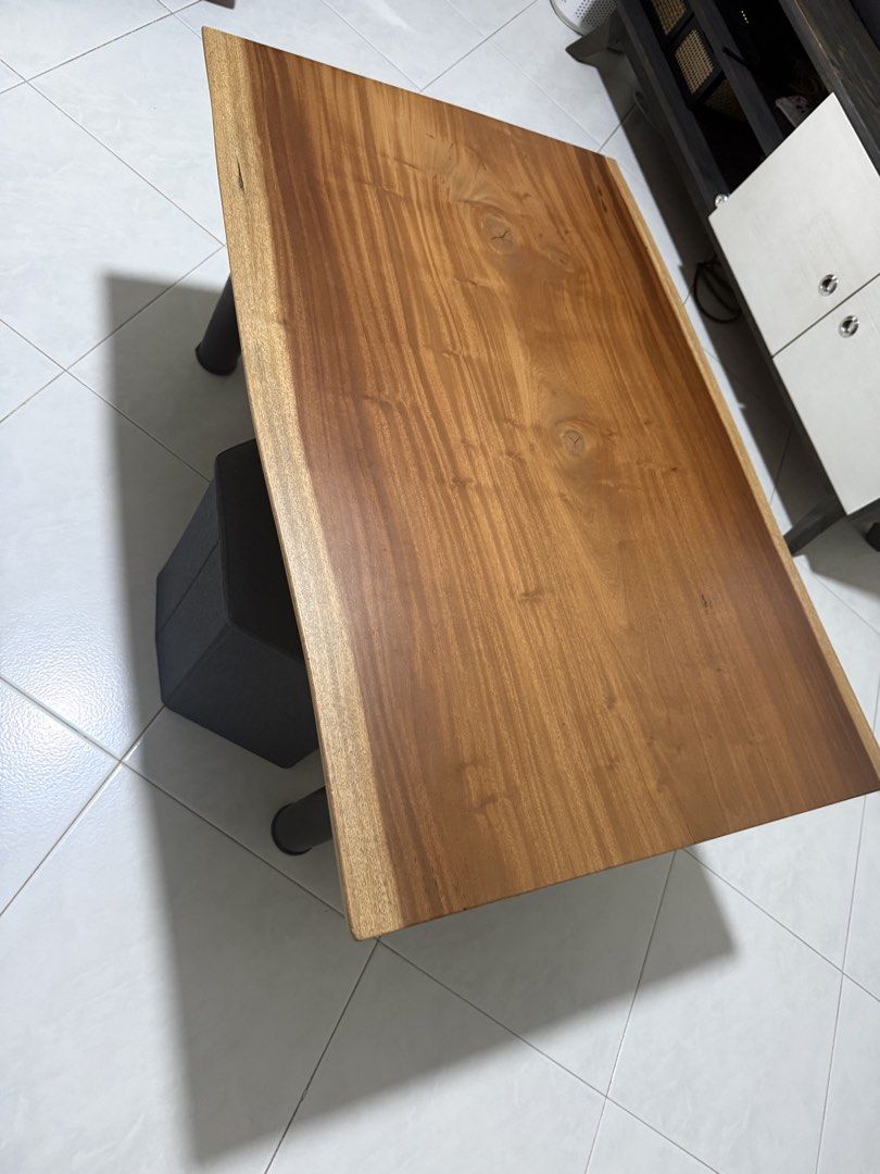 Solid wood coffee table (pick up asap!) (Category: Tables & Sets) located in Singapore. Submitted by woman.beaute (Listing ID 1455935982, Image 3). Description: solid coffee table! .
