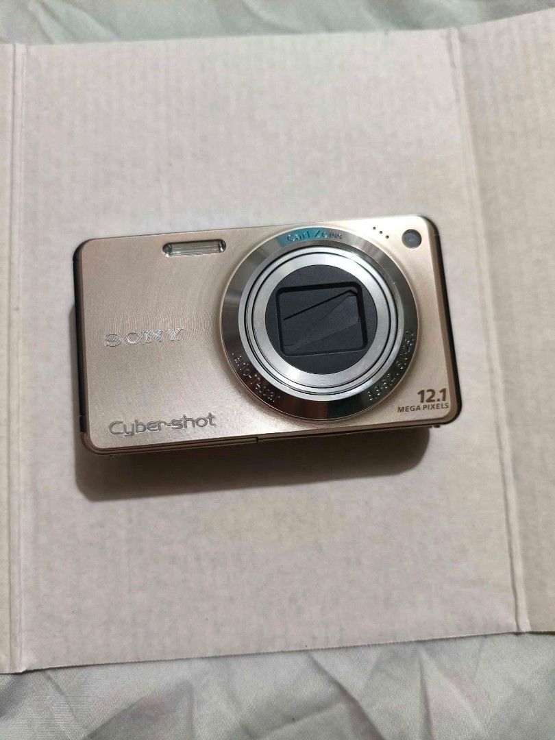 Sony Cybershot DSC W270 (Category: Cameras) located in Rizal. Submitted by maurchive (Listing ID 1456051112, Image 2). Description: - Like new condition - 10/10 body condition - Bought from Japan (Japanese language, but easy to navigate) - All buttons working - Flash and red light working - Complete inclusions - Original battery & charger - With box and manual - With 8GB memory stick duo - With type c adaptor for photo transfer.