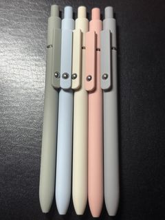 （分類：）位於 。 由 globeb 提交（商品編號 1456032500，圖片 1）。簡介： 。