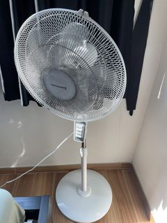 （分類：）位於 。 由 hash721 提交（商品編號 1455930597，圖片 1）。簡介： 。