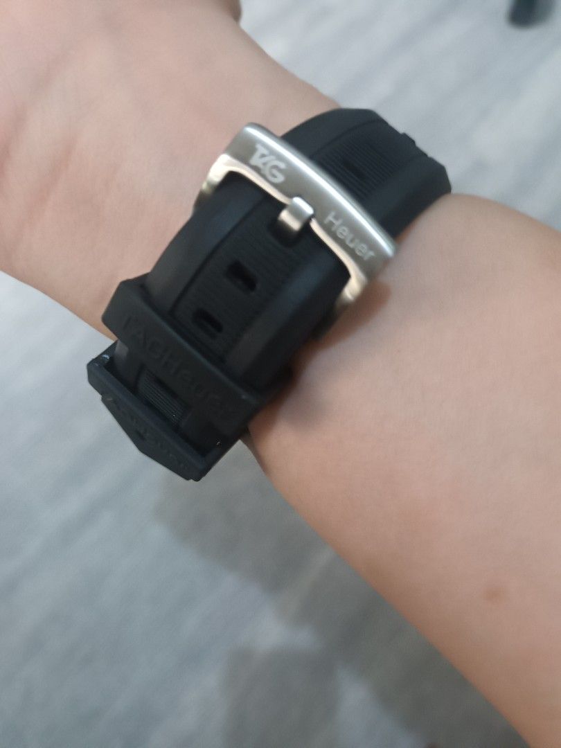 Tag Heuer Formula 1 (Category: Luxury Watches) located in Quezon City. Submitted by titusjay (Listing ID 1455892243, Image 3). Description: Tag Heuer Formula 1 with OEM rubber bracelet..