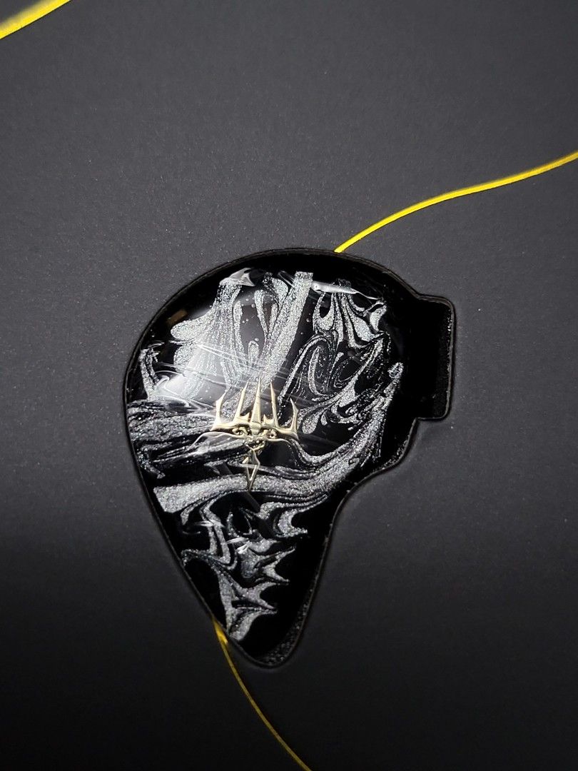 Tangzu Zhu Bajie (Category: Earphones) located in Manila. Submitted by FlyM3Daddy (Listing ID 1455883364, Image 2). Description: FS: Tangzu Bajie Condition: 8/10 (minor hairline scratch) Item incomplete: no azla tips ❌ Unused Sancai tips (Complete) Stock Cable: The stock cable is still in brand-new condition, as I've been using my other cables instead. Selling for 21K (Negotiable) SRP BNEW PRICE: 32K Meetup: Yes, around SM San Lazaro or nearby pl