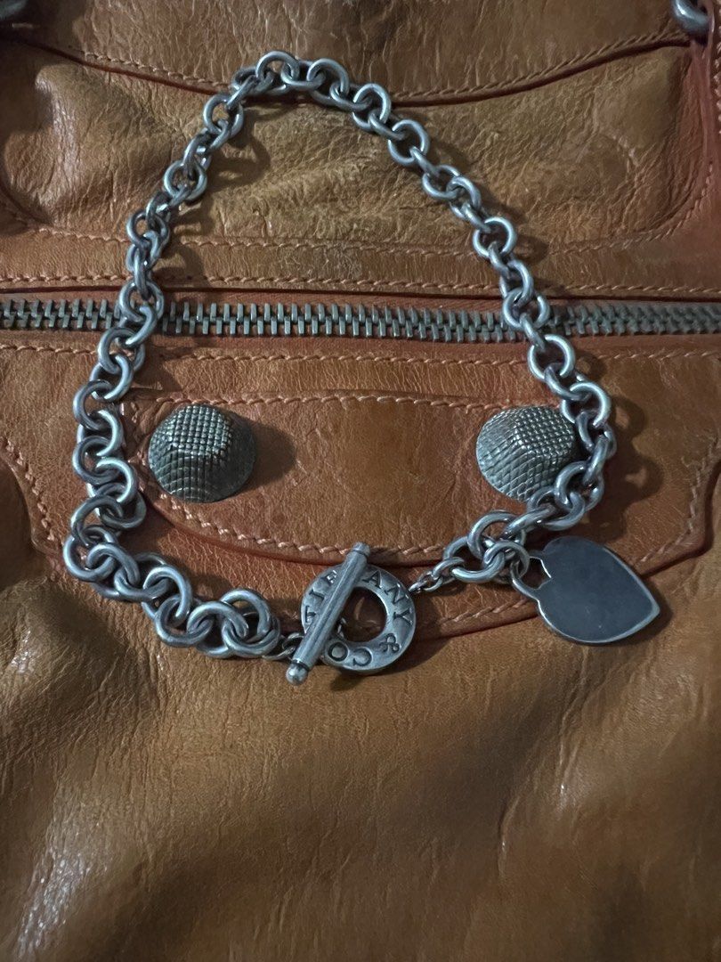 tiffany and co necklace (Category: Necklaces) located in Mandaluyong City. Submitted by kaikhaleb (Listing ID 1456011567, Image 1). Description: tiffany & co necklace comes with box and cloth.