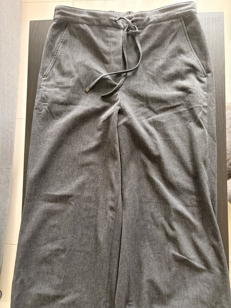 TOP TEN Grey Drawstring Waist Pants Size 31 [Korea] (Category: Other Bottoms) located in Las Pinas. Submitted by jeime (Listing ID 1455911692, Image 1). Description: - Brand: TOP TEN - Color: Grey - Size: 31 - Features: Drawstring waist, pockets - Fabric: Subtle texture - Style: Casual wear - Bought in Korea.
