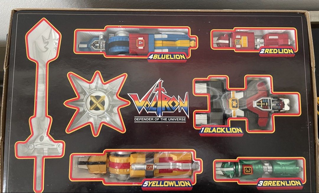Toynami Voltron Lion Force Collector's Set (Category: Action & Battle Toys) located in Manaoag. Submitted by albertoadele (Listing ID 1455983596, Image 2). Description: - Voltron Lion Force Collector’s Set by Toynami - BIB in pristine condition, taken out of the box for inspection only, never played with - Complete.