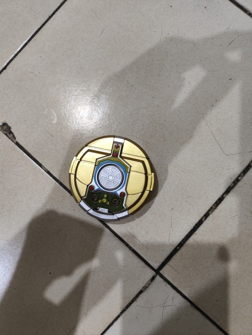 Transform Robot Fidget Spinner Toy 2-in-1 Plastic Action Figure (Category: Action & Battle Toys) located in Manila. Submitted by warmshark.1ae1ea (Listing ID 1455955768, Image 2). Description: Transformable robot toy with fidget spinner function 🤖 Can transform between robot mode and spinner mode. Fun collectible toy for kids and toy collectors. Made of plastic, lightweight and portable. Condition: Good condition / barely used..