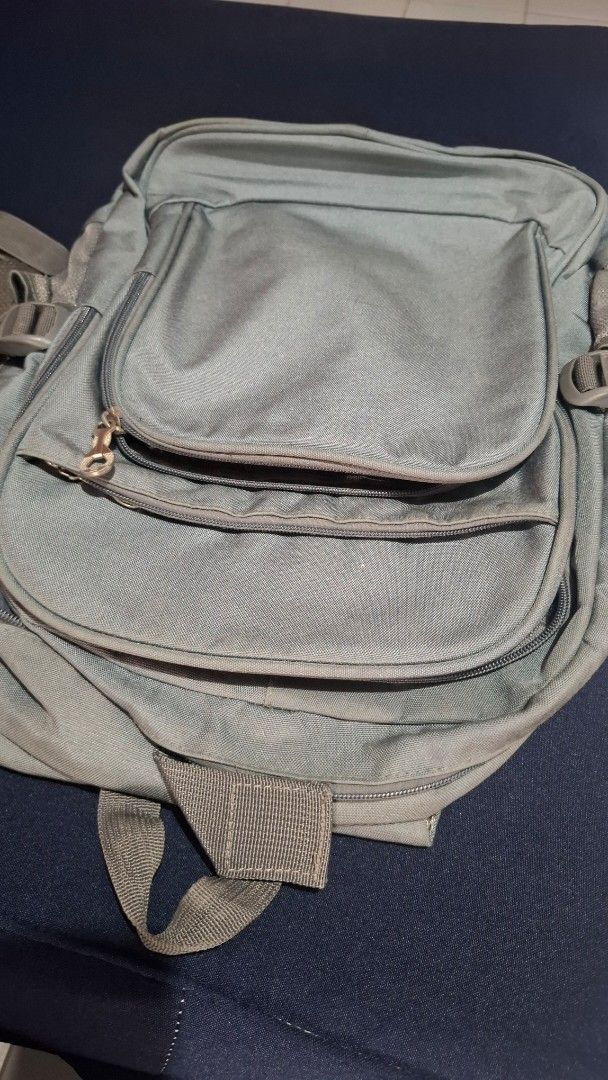 Travel Basics Grey Backpack (Category: Backpacks) located in Quezon City. Submitted by pj______ (Listing ID 1455914428, Image 3). Description: No issues, just need cleaning Negotiable for sure buyee.