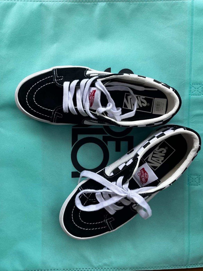 Vans Sk8-Low Black White Checkerboard Sneakers (Category: Sneakers) located in Mandaluyong City. Submitted by alyfm (Listing ID 1455946936, Image 3). Description: Classic Vans Sk8-Low sneakers - Used twice - Iconic checkerboard pattern on side stripe and heel collar - White laces and sole - Size: US Men 5.5 / US Women 7.