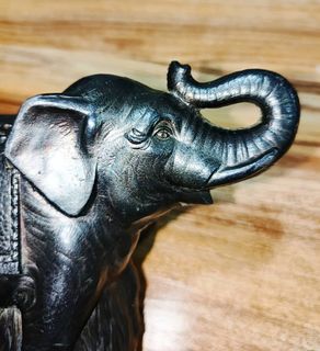 (Category: ) located in . Submitted by vintage_treasures24 (Listing ID 1455962018, Image 1). Description: .