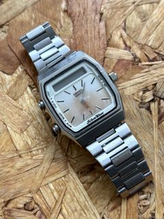 (Category: ) located in . Submitted by worn_time (Listing ID 1455941882, Image 1). Description: .