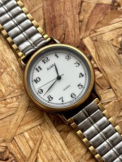 (Category: ) located in . Submitted by worn_time (Listing ID 1455948883, Image 1). Description: .
