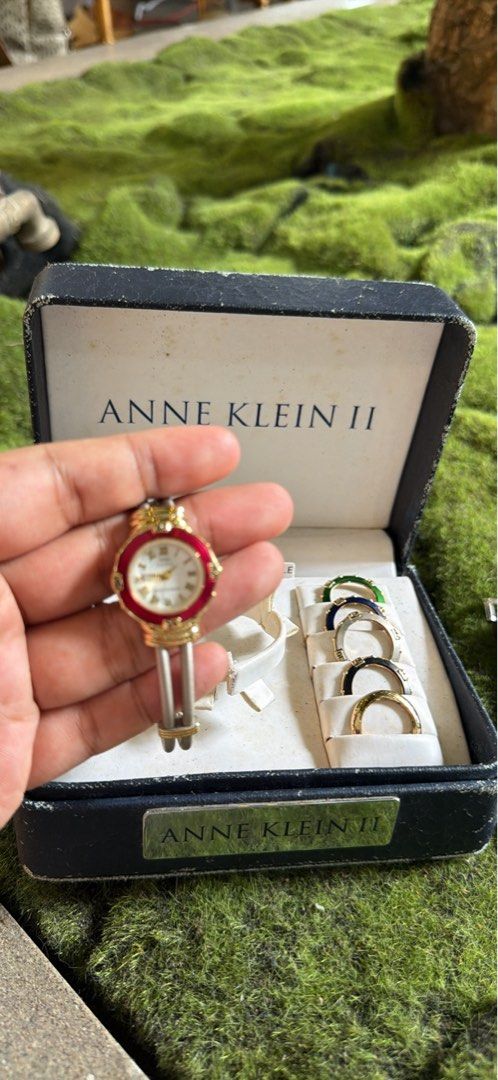 Vintage Anne Klein- with interchangeable bezels watch (Category: Women's Watches) located in Mandaluyong City. Submitted by yellowfinds (Listing ID 1455962405, Image 1). Description: •Dm for more details •complete set and box.