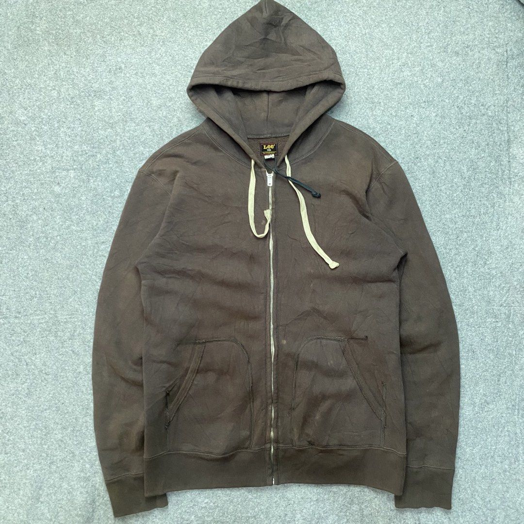 VINTAGE LEE 101 JACKET (Category: Coats, Jackets and Outerwear) located in Zamboanga. Submitted by swayporgypretz (Listing ID 1456052604, Image 1). Description: .
