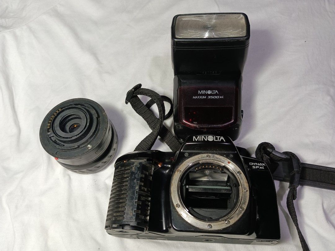 Vintage Minolta SPxi Film Camera (Category: Cameras) located in Quezon City. Submitted by kenz1000 (Listing ID 1456026641, Image 2). Description: For Sale -Vintage Minolta SPxi Film Camera with Minolta Maxxum 3500xi Flash -Untested, selling as is condition/defective -For repair, parts, display -900php -Litex Commonwealth meetup, rider pickup si buyer magbook, regular LBC shipping .
