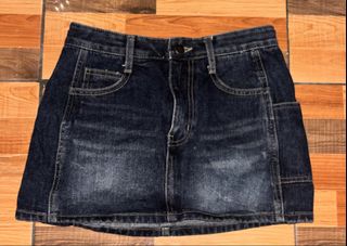 (Category: ) located in . Submitted by xyals (Listing ID 1455919399, Image 1). Description: .