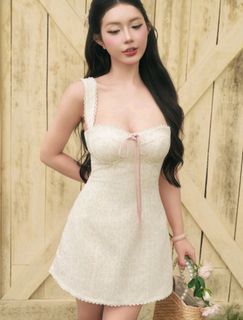 (Category: ) located in . Submitted by vintage_dollies (Listing ID 1456022599, Image 1). Description: .