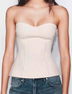 (Category: ) located in . Submitted by hanwardrobe (Listing ID 1455975069, Image 1). Description: .