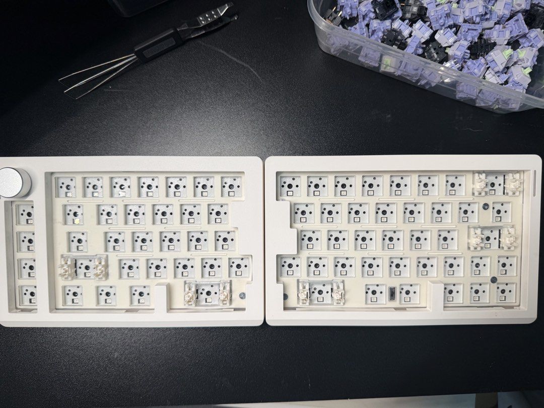 ZUOYA GMK70 Split Wireless Keyboard Barebones White (Category: Computer Keyboard) located in Manila. Submitted by nascdvc (Listing ID 1455945782, Image 1). Description: - ZUOYA GMK70 70% Split Keyboard - Color: White - Features a Rotary Knob - Barebones Kit: Requires your own switches and keycaps - Ergonomic Split Design for comfortable typing - Connectivity: USB-C - Ideal for custom keyboard enthusiasts.
