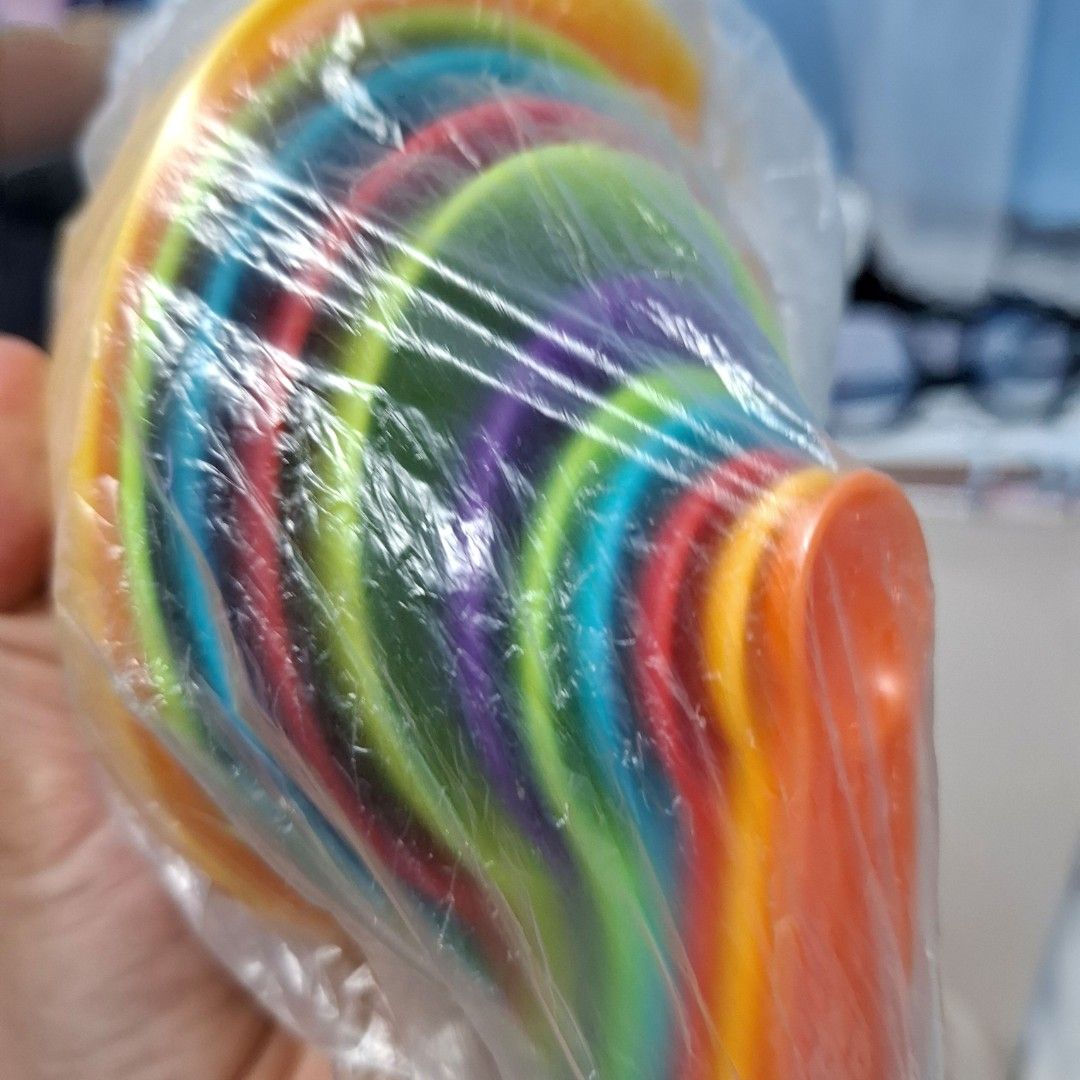 12 Pcs Measuring Spoon and Cup Set (Category: Dinnerware & Cutlery) located in Quezon City. Submitted by an.marie (Listing ID 1456122307, Image 3). Description: 12-piece measuring spoon & cup set. Food-grade PP material. Random colors. Includes sizes from 1/8 tsp to 1 cup. Perfect for baking & cooking..