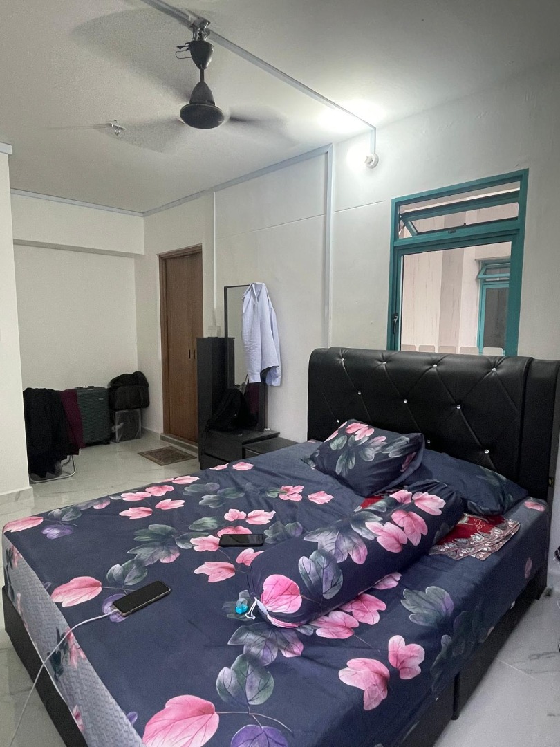 (Category: ) located in . Submitted by homezforyou (Listing ID 1456072589, Image 1). Description: .