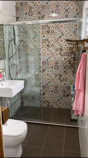 SHOWER SCREEN / GLASS SWING DOOR Collection item 3