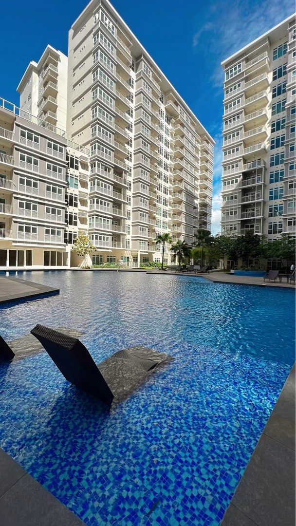 3BR Newly Turn Over in Arca South (Category: Apartments & Condos) located in Taguig. Submitted by jcbernabe.propertyspecialist (Listing ID 1456141422, Image 1). Description: ✨ THE VERANDA, ARCA SOUTH – TAGUIG 📍 Prime Location | Mid-Rise Condominium | 🛏️ 3 Bedrooms with Balcony– Unfurnished 📐 120 SQM 💦 3 Toilet & Bath 🧹 Maid’s Room with T&B 🗄️ Built-in Cabinets 🚘 2 Parking Slots 🍃 Brand-New Split-Type Inverter Aircon 📞 Intercom & Doorbell