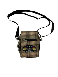(Category: ) located in . Submitted by projekthrift (Listing ID 1456171328, Image 1). Description: .