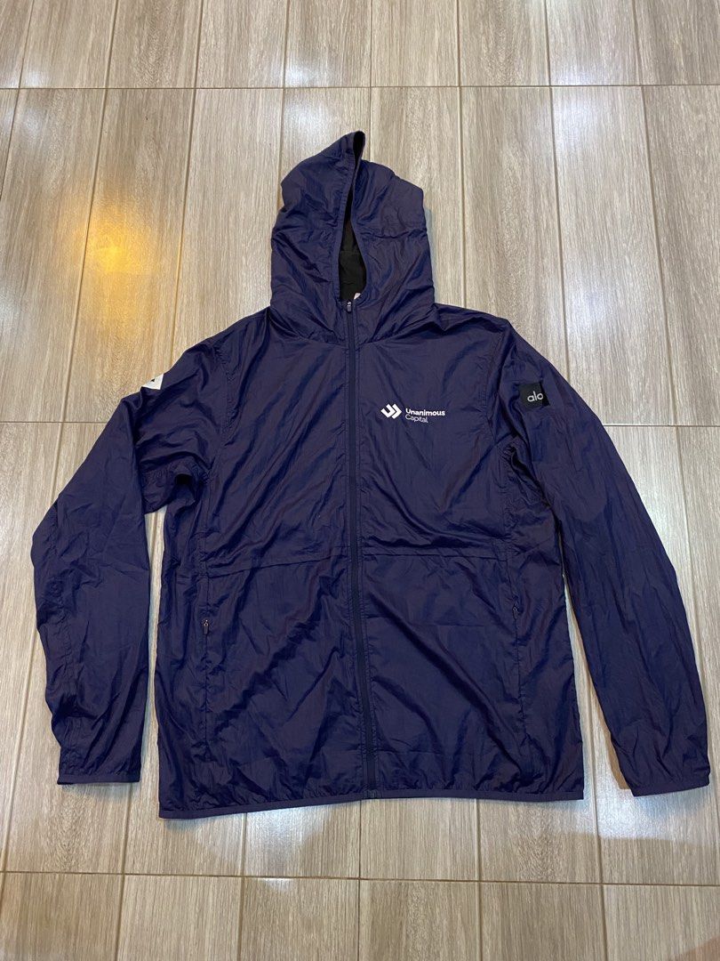 ALO Repeat Running Jacket Navy (Category: Activewear) located in Alcala. Submitted by zookarchive (Listing ID 1456206741, Image 3). Description: ALO Repeat Running Jacket Color: Navy Size Large Mens 22 x 28 Like new Condition no flaws Retails @ $160usd =₱9k++ Selling for only ₱3,500 Shipping fee at buyers expense Feel Free to offer! Water-resistant nylon ripstop jacket. · Bungee-style drawstring at hood · Zip closure · Zip pockets · Logo patch at