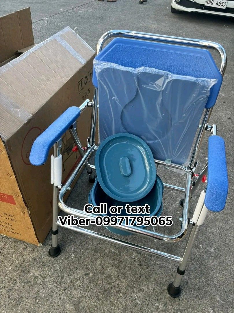 Aluminum Commode chair (Category: Medical Supplies & Tools) located in Manila. Submitted by jecelj_295c8a (Listing ID 1456137835, Image 2). Description: Brand New Heavy duty Durable Cod or gcash payment Same-day delivery Lalamove.