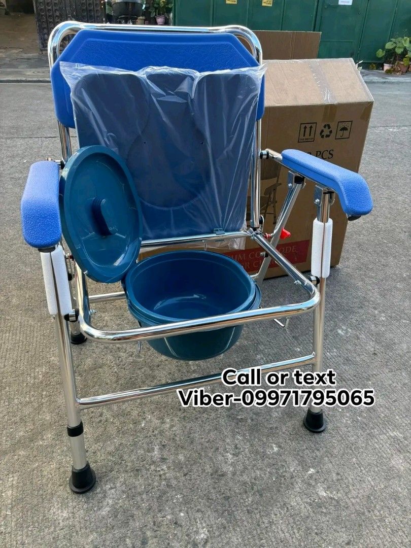Aluminum Commode chair (Category: Medical Supplies & Tools) located in Manila. Submitted by jecelj_295c8a (Listing ID 1456137835, Image 3). Description: Brand New Heavy duty Durable Cod or gcash payment Same-day delivery Lalamove.