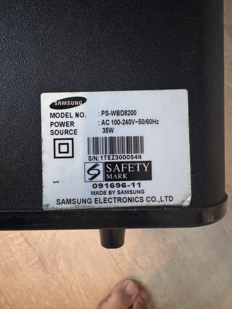 Amplifier (Category: Soundbars, Speakers & Amplifiers) located in Singapore. Submitted by dylanjhuan (Listing ID 1456068157, Image 3). Description: .