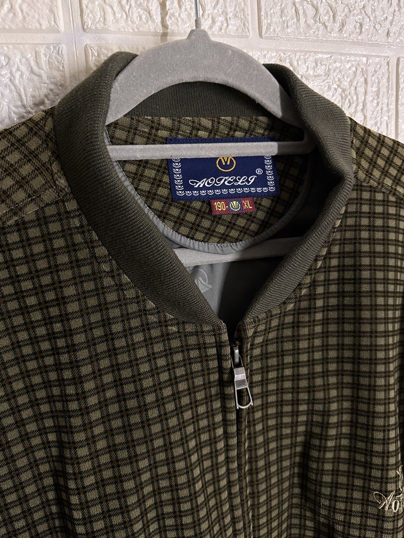 Aoteli Japanese Vintage Bomber Jacket (Category: Coats, Jackets and Outerwear) located in Manila. Submitted by david_dlr (Listing ID 1456146799, Image 3). Description: Aoteli Japanese Vintage Bomber Jacket Size Large Dimes Length 28 Width 23 Excellent Condition 1299 Makati Loc.