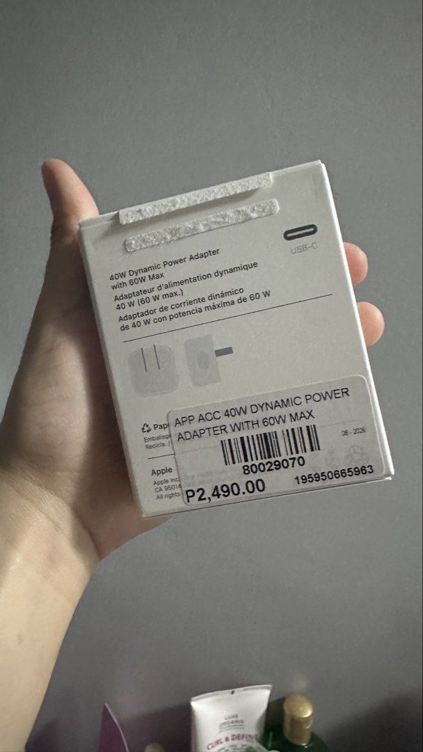 Apple 40W Dynamic Power Adapter with 60W Max (Category: Cables & Adaptors) located in San Juan City. Submitted by Goodstuffhere (Listing ID 1456151012, Image 2). Description: RFS- I bought one without realizing I asked my sister to buy me a new one. I got 2.
