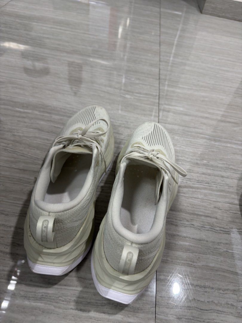Asics superblast 2 (Category: Sneakers) located in Mandaluyong City. Submitted by Lexphi (Listing ID 1456088093, Image 3). Description: Lake grey / white sage. Used for light walking only.