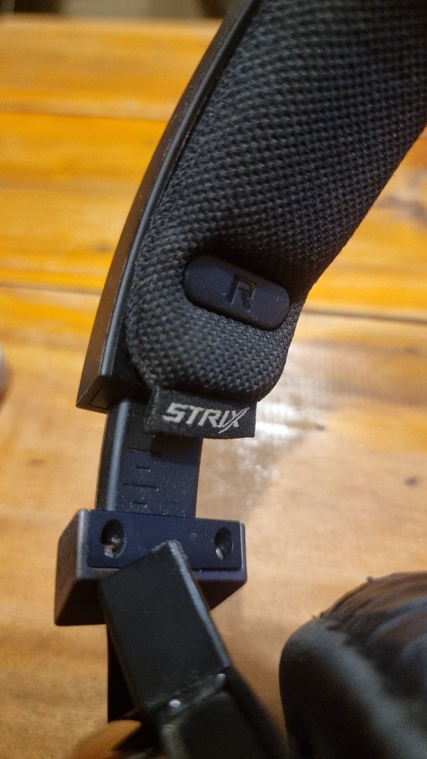 ASUS ROG Strix Wireless Gaming Headphones (Category: Headphones & Headsets) located in Paranaque City. Submitted by tdy80 (Listing ID 1456211853, Image 2). Description: - ASUS ROG Strix Fusion 500 wired gaming headphones P1500 - RGB - Comfortable earcups with textured finish - Adjustable headband with ROG logo - Perfect for immersive gaming sessions - Noticeable wear on earcups, but fully functional (replacement available online) - Needs micro us