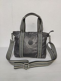 (Category: ) located in . Submitted by used.thrift.store (Listing ID 1456225878, Image 1). Description: .
