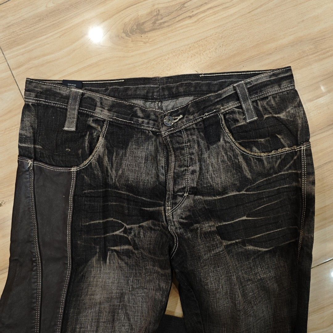 Bajter Rusty Hard Denim Jeans (Category: Jeans) located in Butuan. Submitted by n.vincent (Listing ID 1456171812, Image 3). Description: waist: 33 lenght: 43 hem: 8 no issue need wash pm for more dets.
