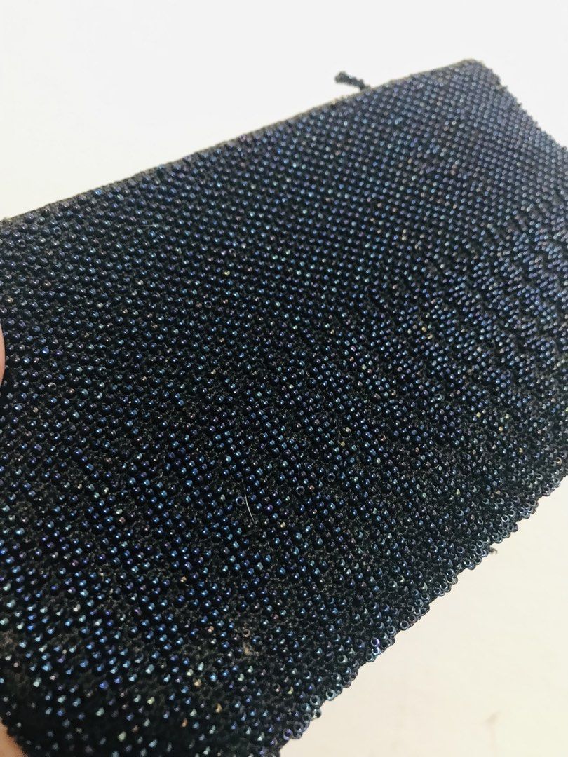BEADED POUCH SALE 2 pcs na Yan (Category: Purses & Pouches) located in Gamu. Submitted by 2022bagsbunny (Listing ID 1456211604, Image 3). Description: .