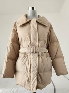 (Category: ) located in . Submitted by intothecloset17 (Listing ID 1456072747, Image 1). Description: .