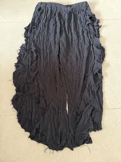 (Category: ) located in . Submitted by luxredux (Listing ID 1456147804, Image 1). Description: .