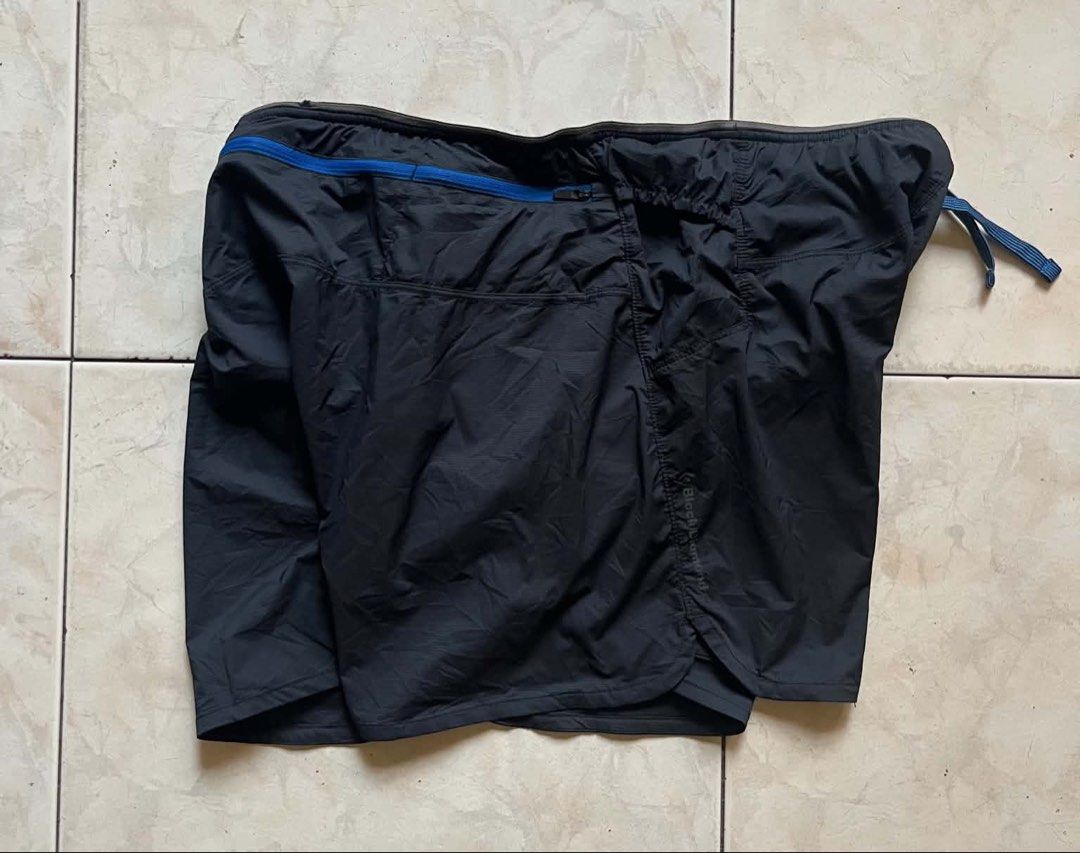 Black Diamond Running Shorts Men's Size L (Category: Shorts) located in Cagayan de Oro. Submitted by jonzda1 (Listing ID 1456160962, Image 3). Description: - Brand: Black Diamond - Type: Running Shorts - Size: Large (L) - 36-38 Waist x 14 Length with adjustable lace - Excellent - No Issues.