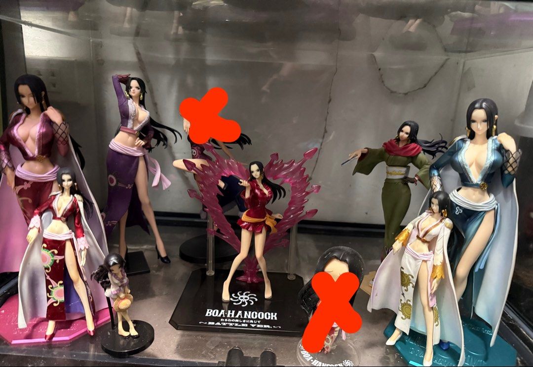 Boa Hancock Figures (Category: Figurines & Statues) located in Manila. Submitted by jepandan (Listing ID 1452431525, Image 3). Description: Pop Max Boa v1 Faz Boa Masterlise Boa Resins Yu Studio Boa 1/4 scale Pop Boa Pop mild boa Location Tagaytay Pm lang kung anong figure.
