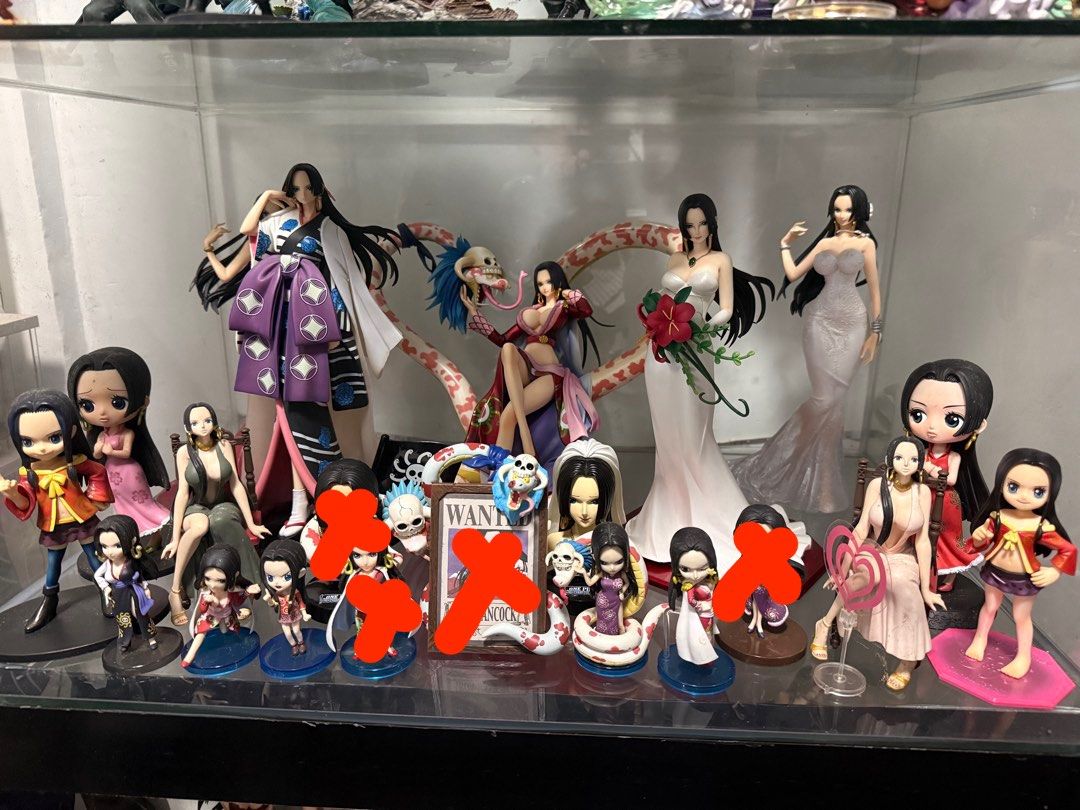 Boa Hancock Figures (Category: Figurines & Statues) located in Manila. Submitted by jepandan (Listing ID 1452431525, Image 1). Description: Pop Max Boa v1 Faz Boa Masterlise Boa Resins Yu Studio Boa 1/4 scale Pop Boa Pop mild boa Location Tagaytay Pm lang kung anong figure.