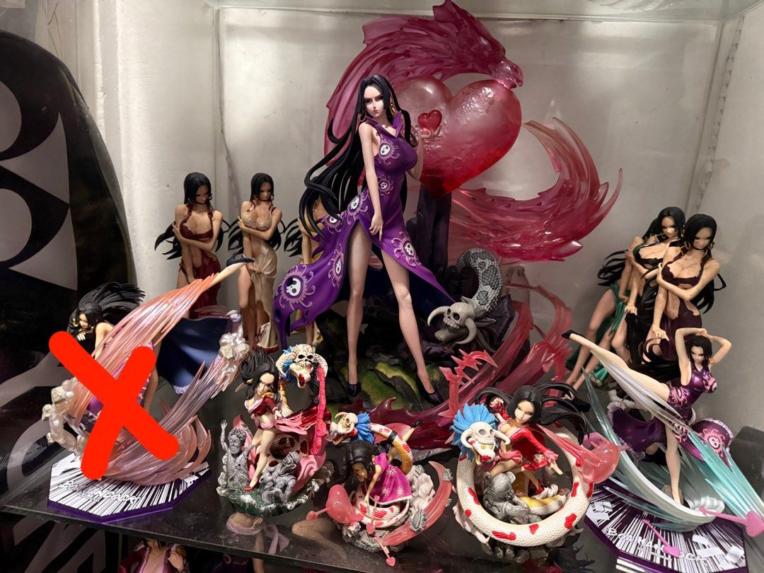 Boa Hancock Figures (Category: Figurines & Statues) located in Manila. Submitted by jepandan (Listing ID 1452431525, Image 2). Description: Pop Max Boa v1 Faz Boa Masterlise Boa Resins Yu Studio Boa 1/4 scale Pop Boa Pop mild boa Location Tagaytay Pm lang kung anong figure.