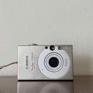 (Category: ) located in . Submitted by 23.cameras_ (Listing ID 1456124790, Image 1). Description: .