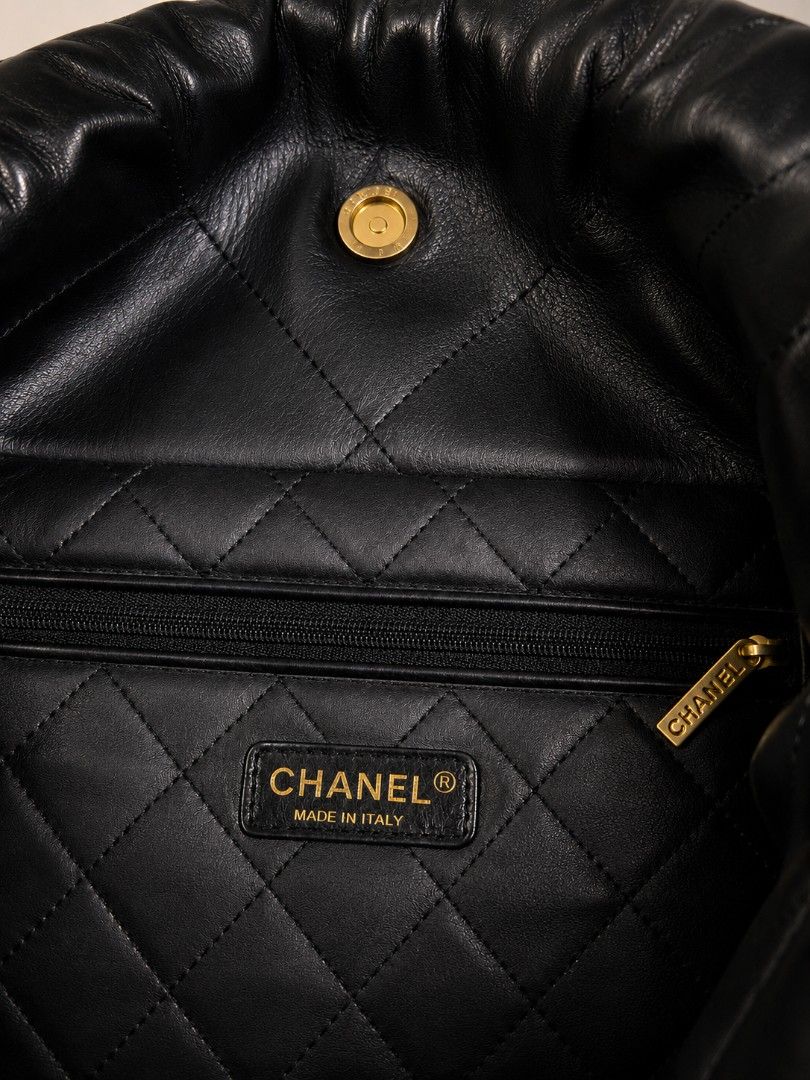 Chanel 22 black in gold hardware (Category: Luxury Bags & Wallets) located in Pateros City. Submitted by hoarderhub (Listing ID 1456211671, Image 2). Description: Chanel 22 Black Calfskin in Gold hardware, white enamel logo ✨ Returns & refunds accepted. I'm a buyer too, so I know how easy it is to make an impulse purchase (sometimes for that little dopamine boost! 😅). As a fellow bag lover—and a bit of a hoarder—I'm trying to declutter, but I al