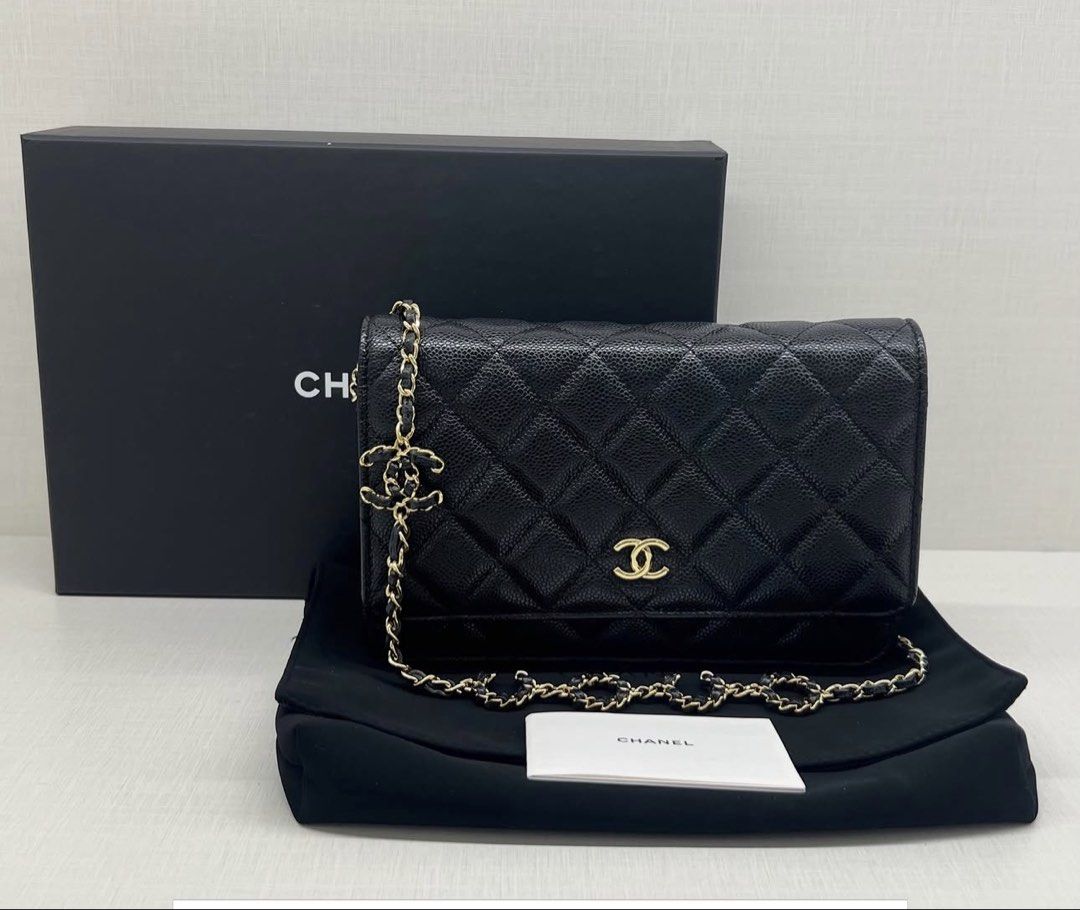 CHANEL caviar woc black CC chain logo (Category: Luxury Bags & Wallets) located in Tagaytay City. Submitted by eg_gallery (Listing ID 1456205489, Image 1). Description: guaranteed authentic / box, dustbag, receipt, booklet, entrupy / microchipped.
