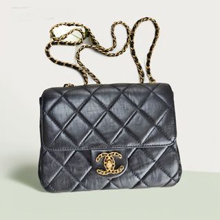 (Category: ) located in . Submitted by luxuryvintage (Listing ID 1456191866, Image 1). Description: .