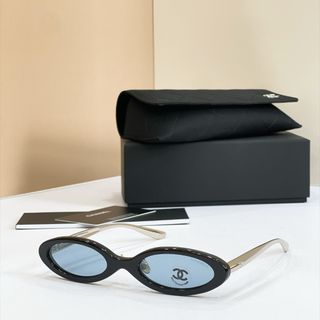 (Category: ) located in . Submitted by luxeglasses (Listing ID 1456128291, Image 1). Description: .