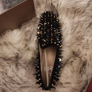 (Category: ) located in . Submitted by estee_st (Listing ID 1456231993, Image 1). Description: .